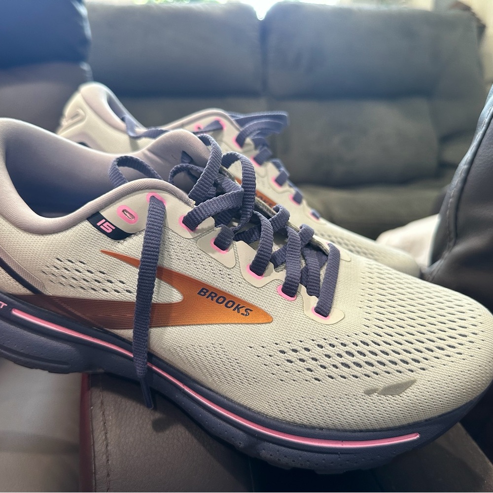Brooks Women's Athletic Shoes - Cream and Pink with Bronze Accents
